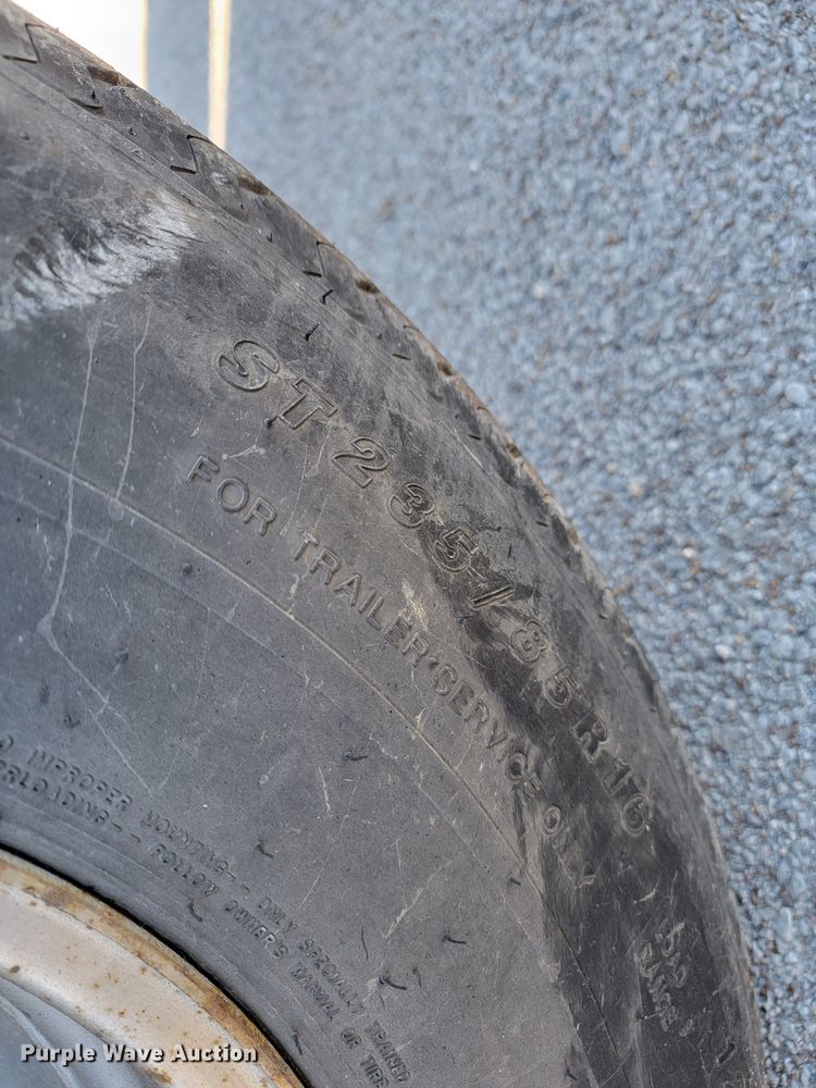 image for item IM9252 2006 Kaufman  car carrier