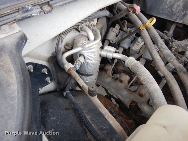 image for item IM9756 2002 Chevrolet Silverado 1500  Ext. Cab pickup truck