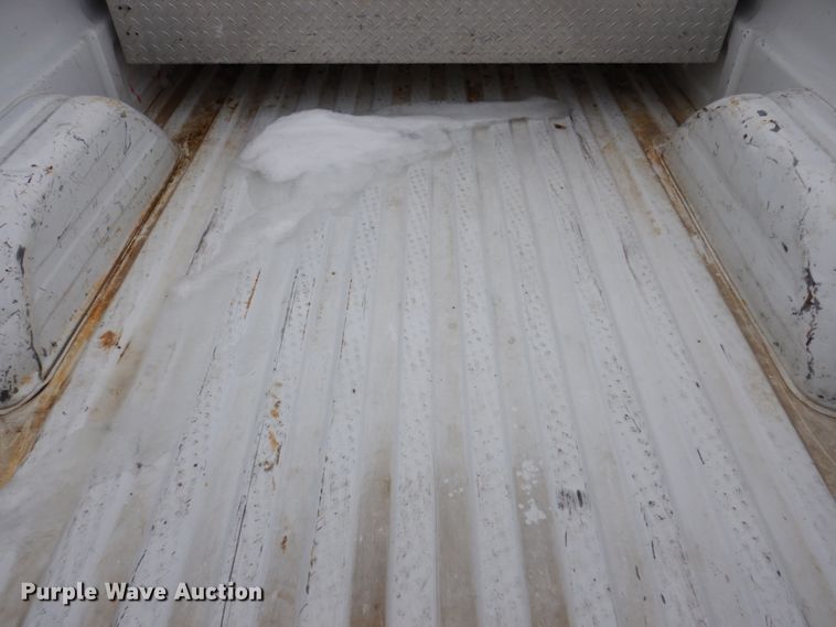 image for item IM9756 2002 Chevrolet Silverado 1500  Ext. Cab pickup truck