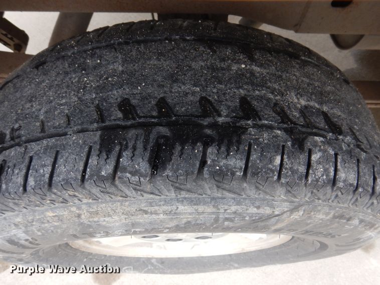 image for item IM9756 2002 Chevrolet Silverado 1500  Ext. Cab pickup truck