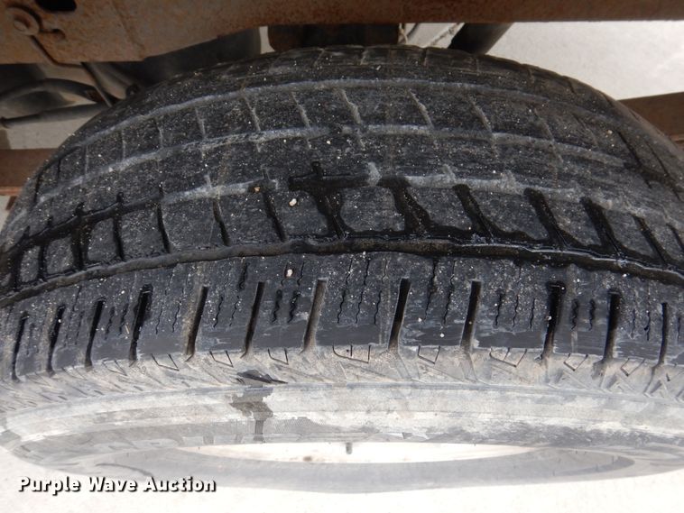 image for item IM9756 2002 Chevrolet Silverado 1500  Ext. Cab pickup truck