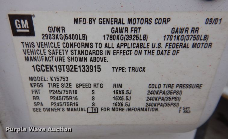 image for item IM9756 2002 Chevrolet Silverado 1500  Ext. Cab pickup truck