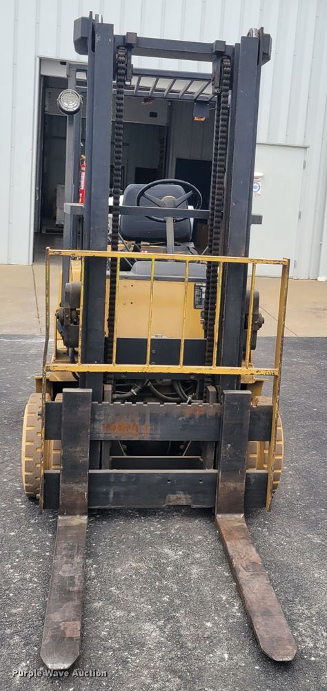 image for item IM9757 Clark C500-S80  forklift