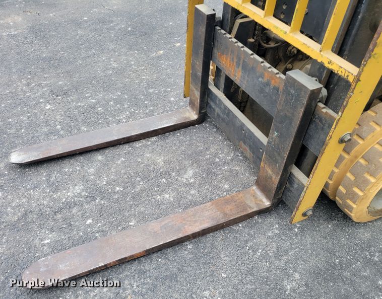 image for item IM9757 Clark C500-S80  forklift