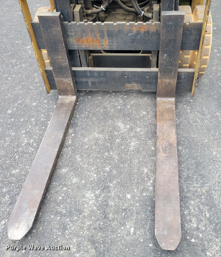 image for item IM9757 Clark C500-S80  forklift