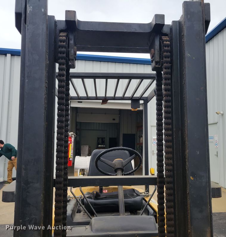 image for item IM9757 Clark C500-S80  forklift