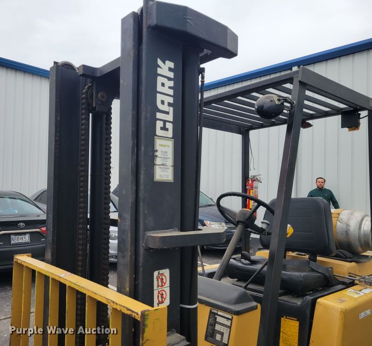image for item IM9757 Clark C500-S80  forklift