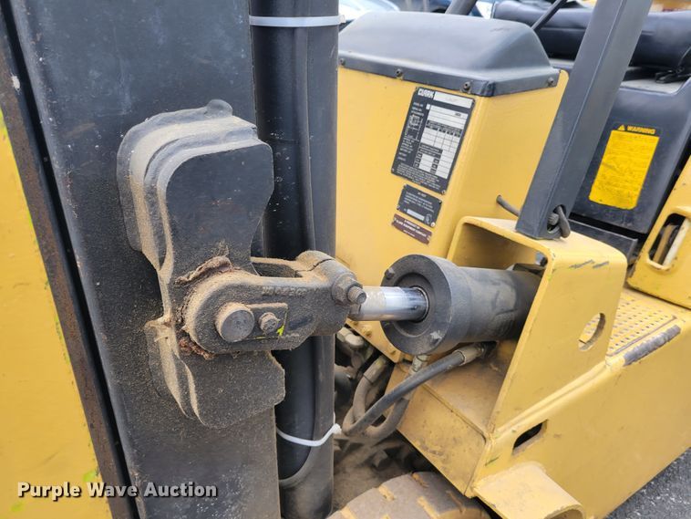 image for item IM9757 Clark C500-S80  forklift