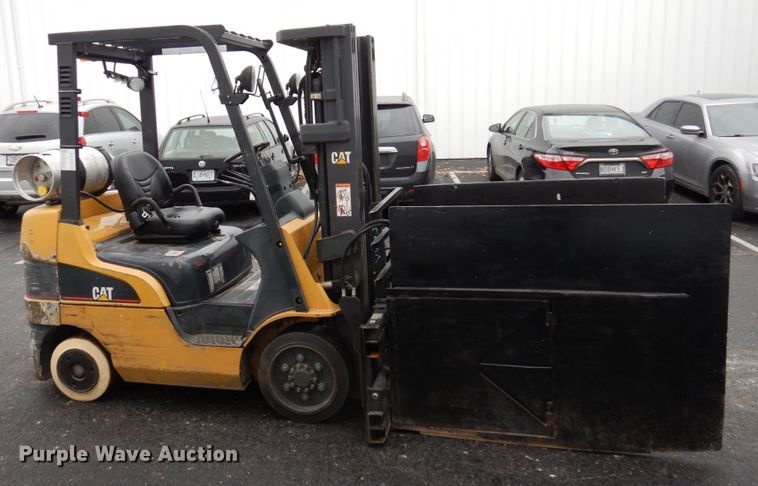 image for item IM9758 Caterpillar C5000  forklift