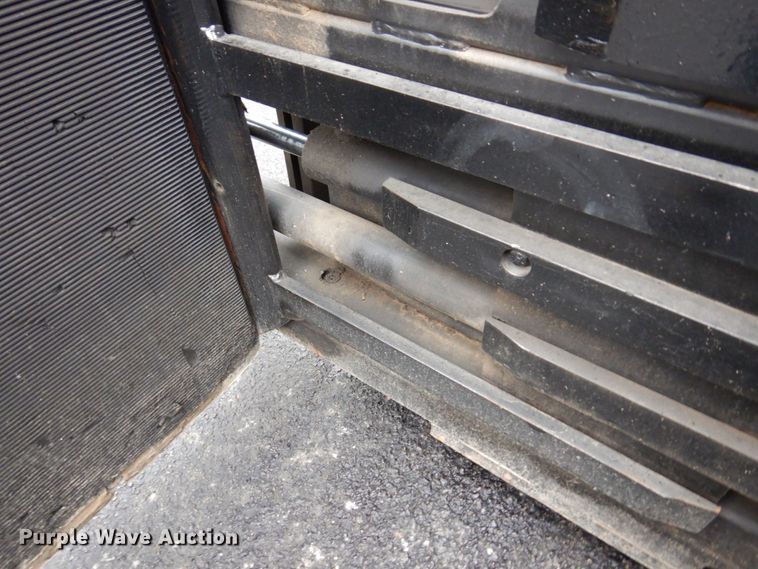 image for item IM9758 Caterpillar C5000  forklift