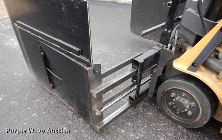 image for item IM9758 Caterpillar C5000  forklift