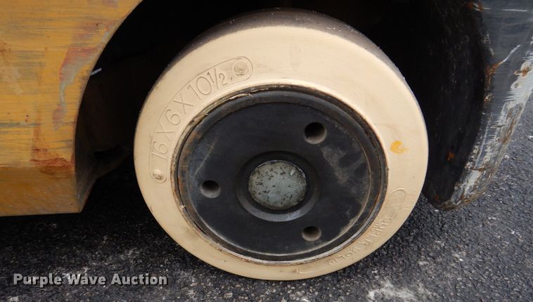 image for item IM9758 Caterpillar C5000  forklift