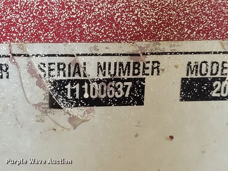 image for item IM9759 2006 Mec 2633ES  scissor lift