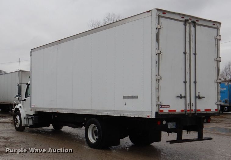 image for item IM9760 2014 Freightliner M2 106  box truck