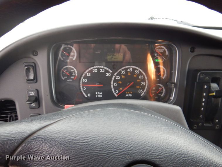 image for item IM9760 2014 Freightliner M2 106  box truck