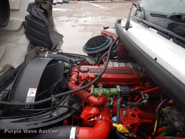 image for item IM9760 2014 Freightliner M2 106  box truck