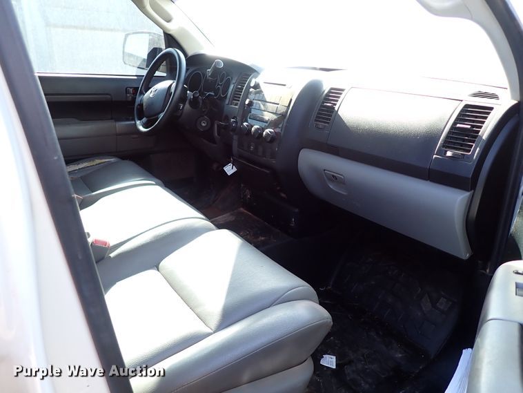 image for item IS9292 2012 Toyota Tundra  Double Cab pickup truck