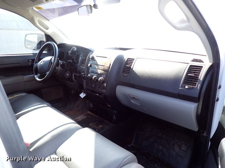 image for item IS9292 2012 Toyota Tundra  Double Cab pickup truck