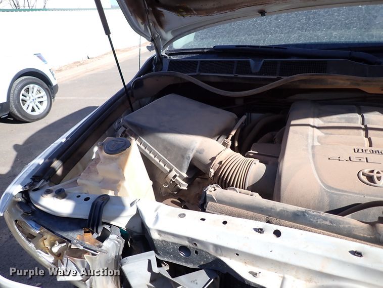 image for item IS9292 2012 Toyota Tundra  Double Cab pickup truck