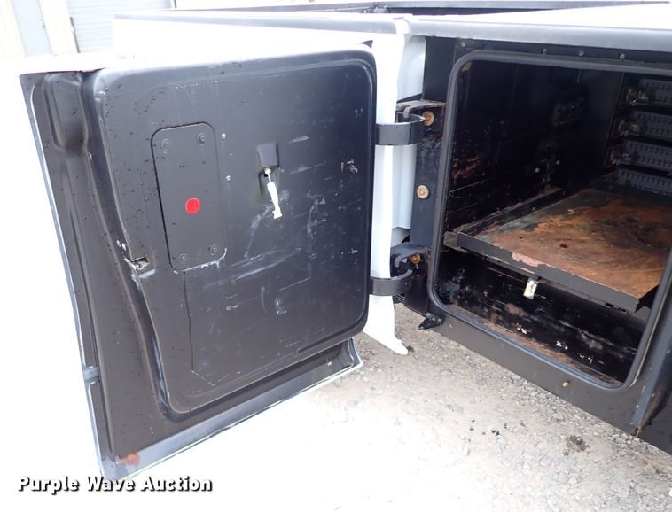 image for item IS9430 2010 Ford F150  pickup truck