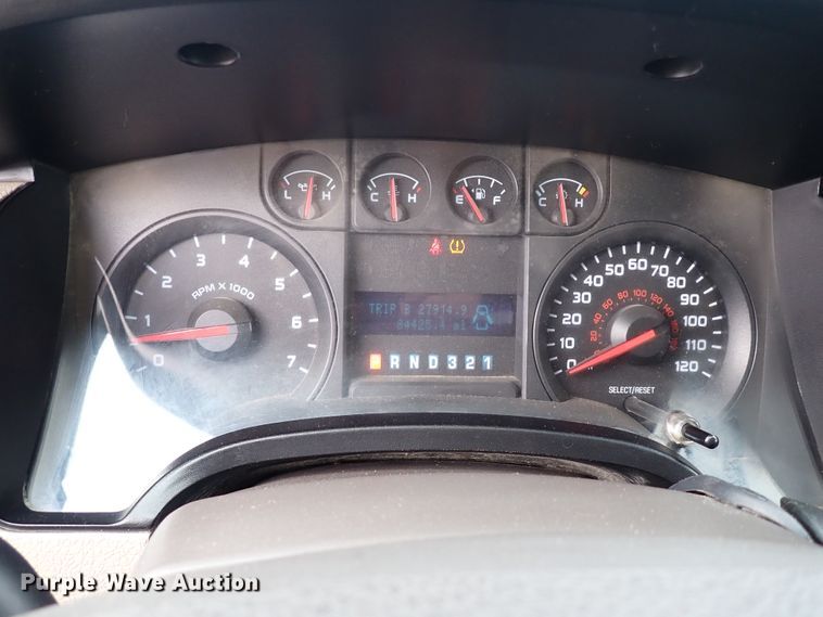 image for item IS9430 2010 Ford F150  pickup truck