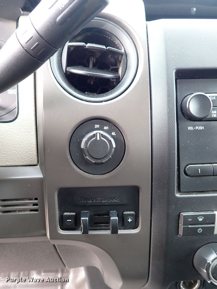 image for item IS9430 2010 Ford F150  pickup truck