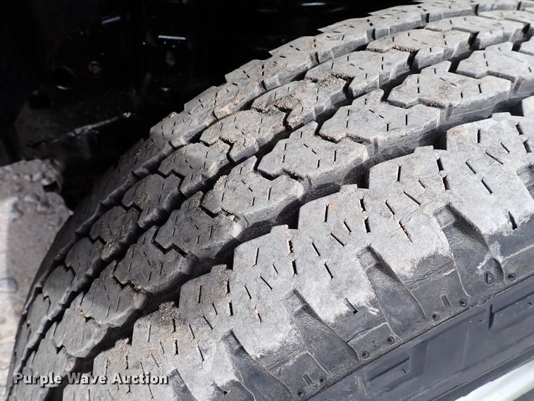 image for item IS9430 2010 Ford F150  pickup truck