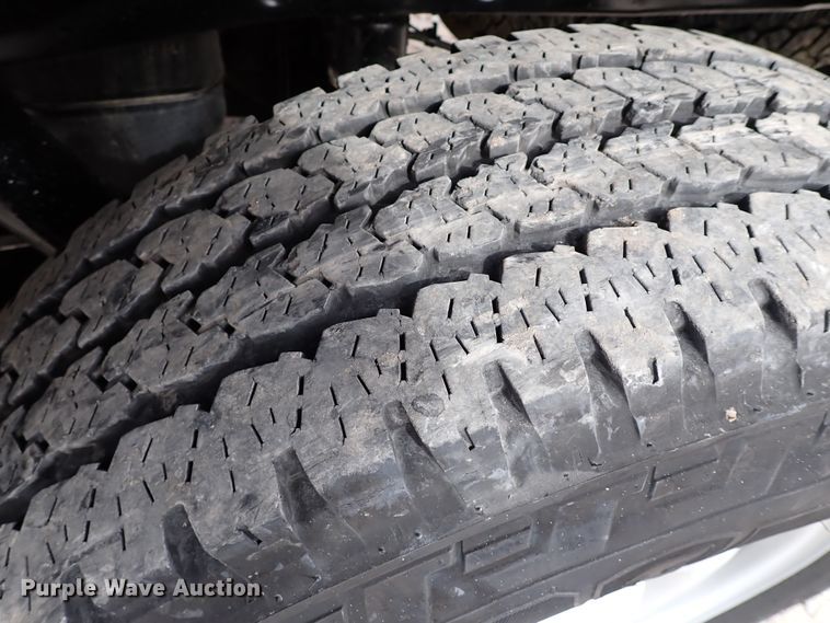 image for item IS9430 2010 Ford F150  pickup truck