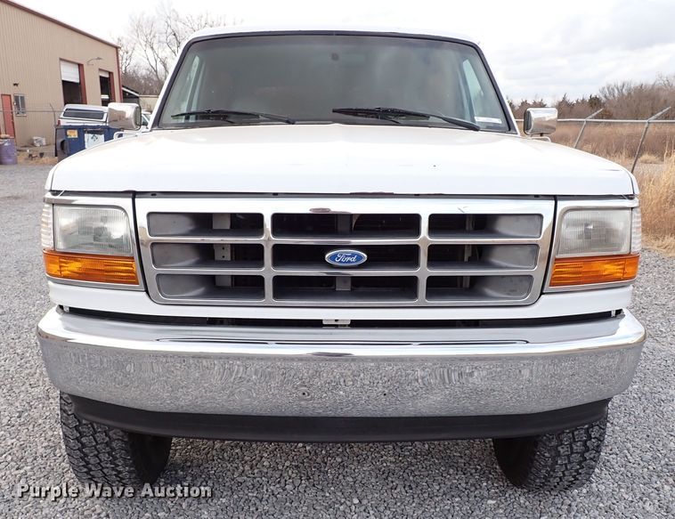 image for item IS9436 1995 Ford Bronco  SUV