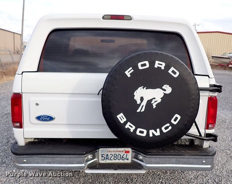 image for item IS9436 1995 Ford Bronco  SUV