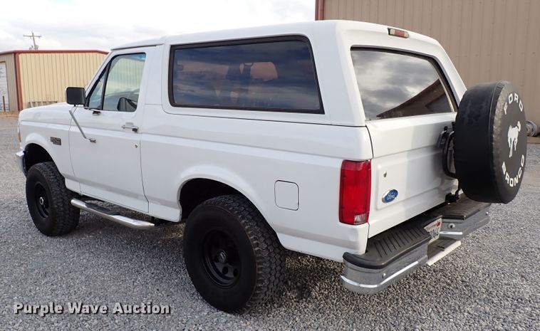 image for item IS9436 1995 Ford Bronco  SUV