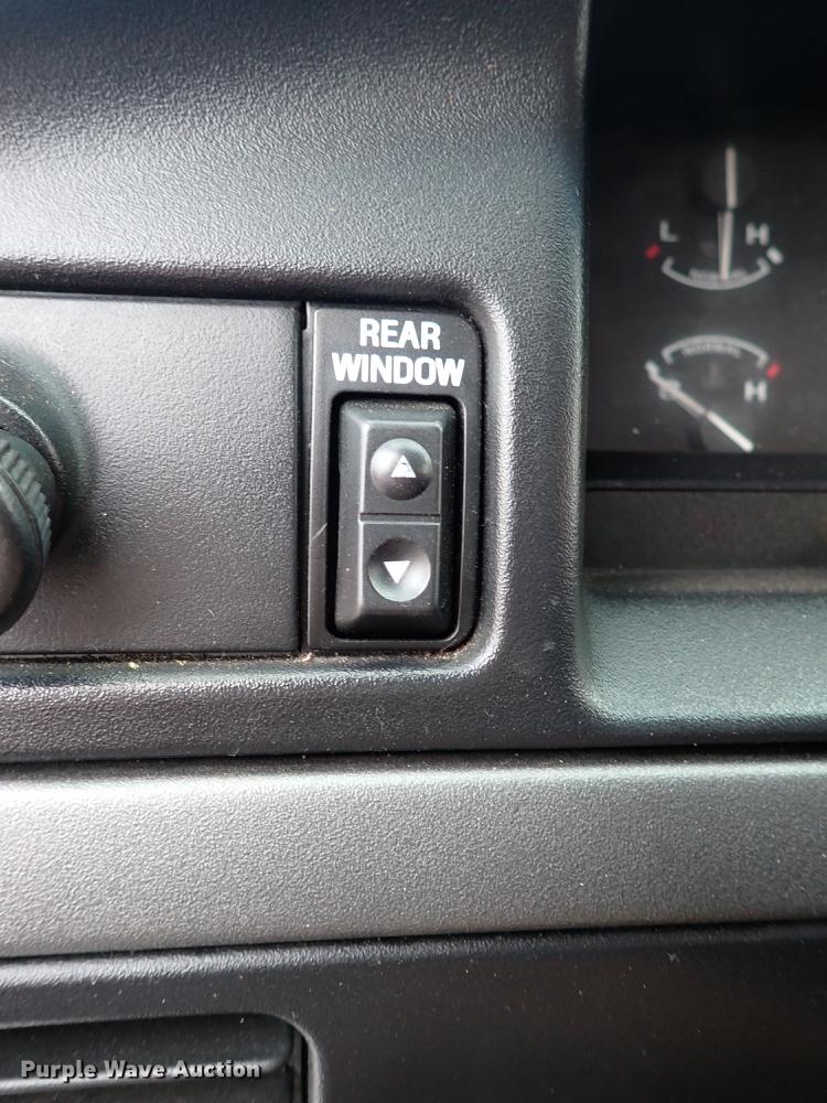 image for item IS9436 1995 Ford Bronco  SUV