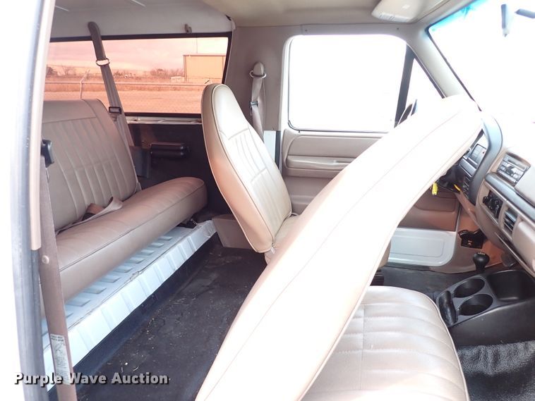 image for item IS9436 1995 Ford Bronco  SUV