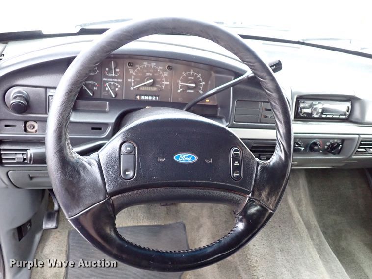 image for item IS9437 1993 Ford Bronco  SUV