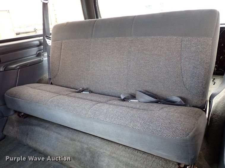 image for item IS9437 1993 Ford Bronco  SUV