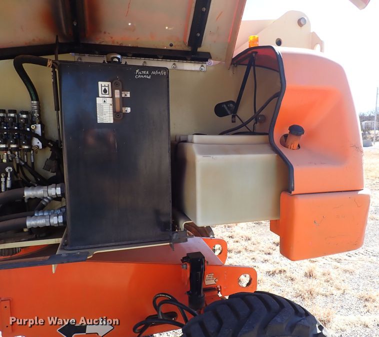 image for item IS9447 2007 JLG 460SJ  boom lift