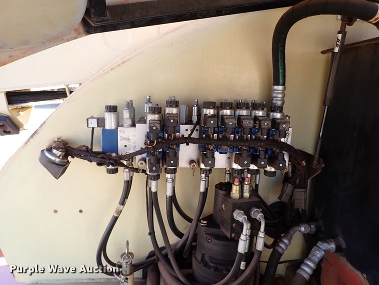 image for item IS9447 2007 JLG 460SJ  boom lift