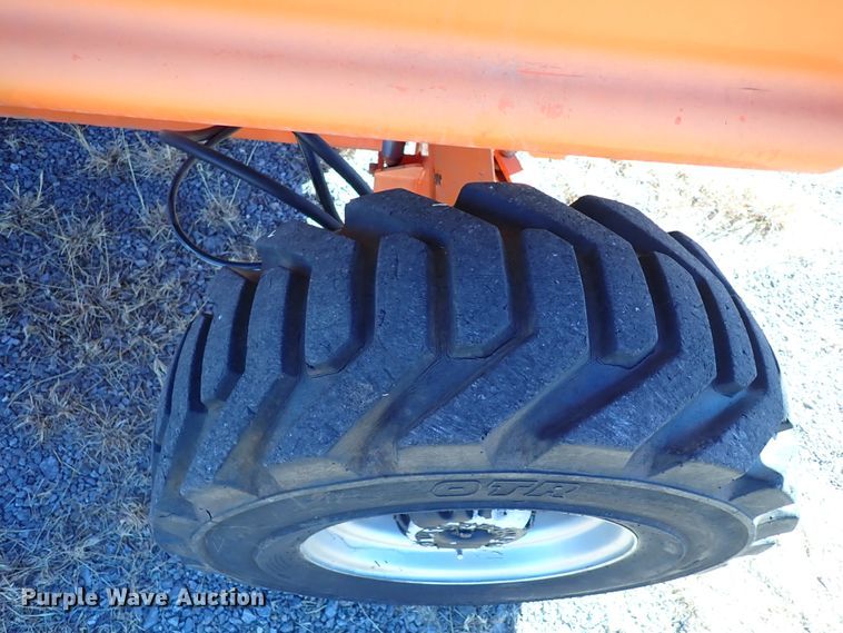 image for item IS9447 2007 JLG 460SJ  boom lift