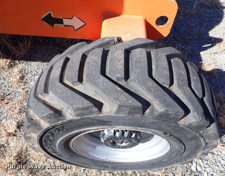 image for item IS9447 2007 JLG 460SJ  boom lift