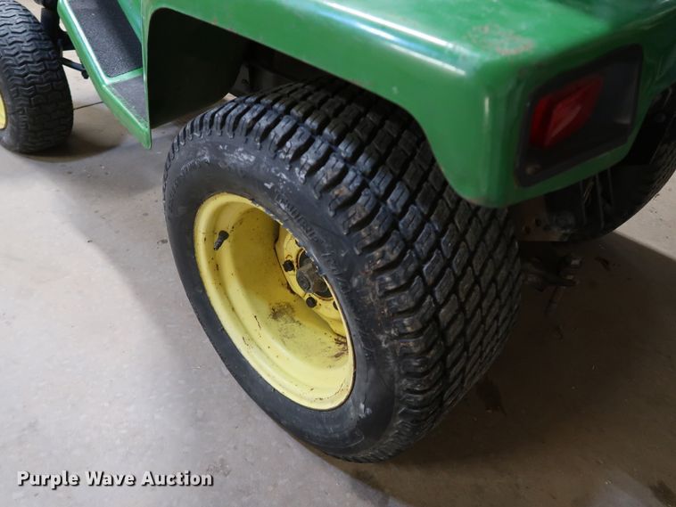 image for item IY9067 1992 John Deere 318  lawn tractor