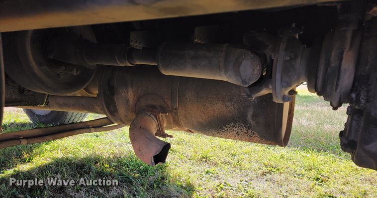 image for item JE9161 1990 International 4900  box truck