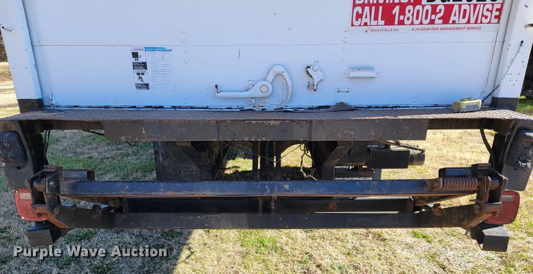 image for item JE9161 1990 International 4900  box truck