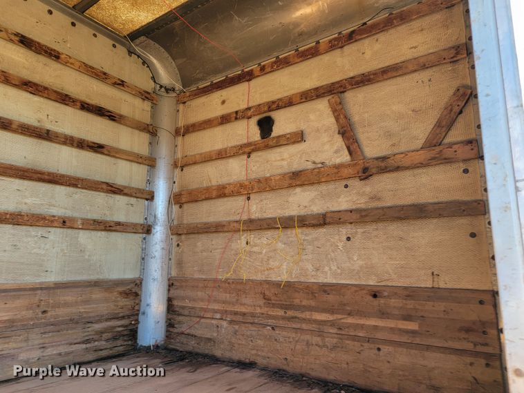 image for item JE9161 1990 International 4900  box truck