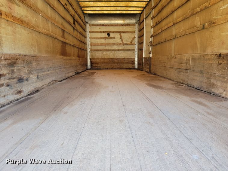 image for item JE9161 1990 International 4900  box truck