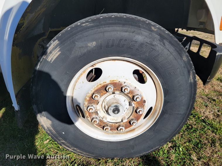 image for item JE9161 1990 International 4900  box truck