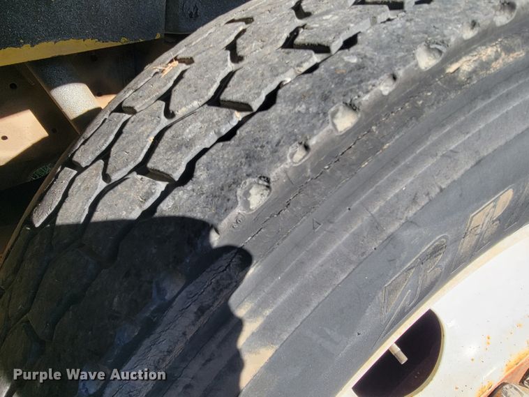 image for item JE9161 1990 International 4900  box truck