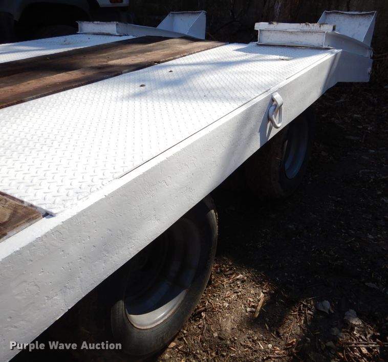 image for item JJ9358 1980 General  equipment trailer