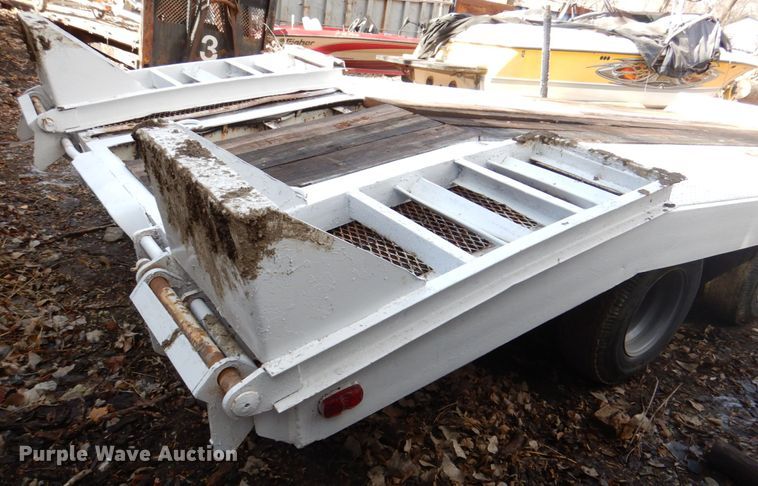 image for item JJ9358 1980 General  equipment trailer