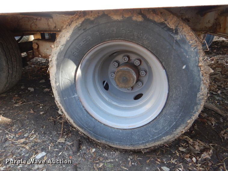 image for item JJ9358 1980 General  equipment trailer