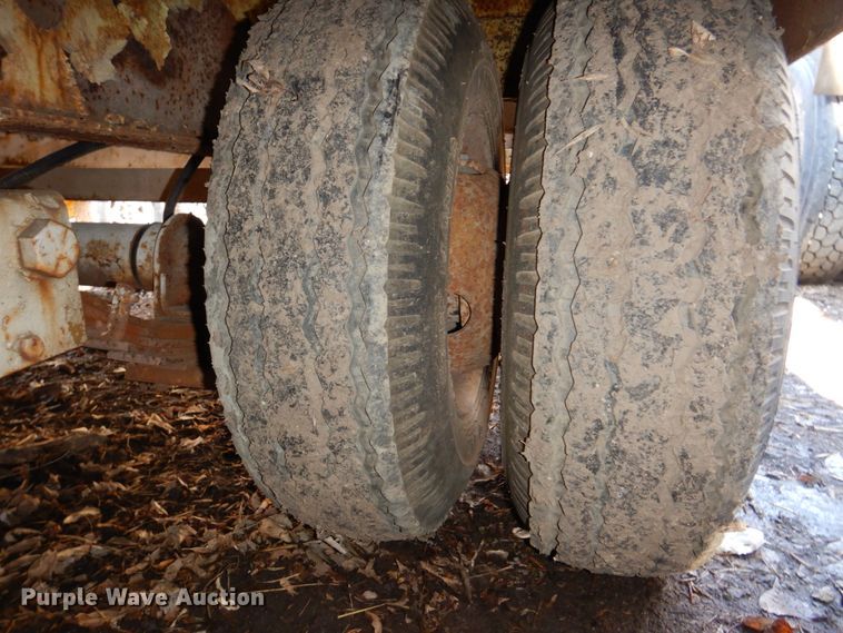 image for item JJ9358 1980 General  equipment trailer